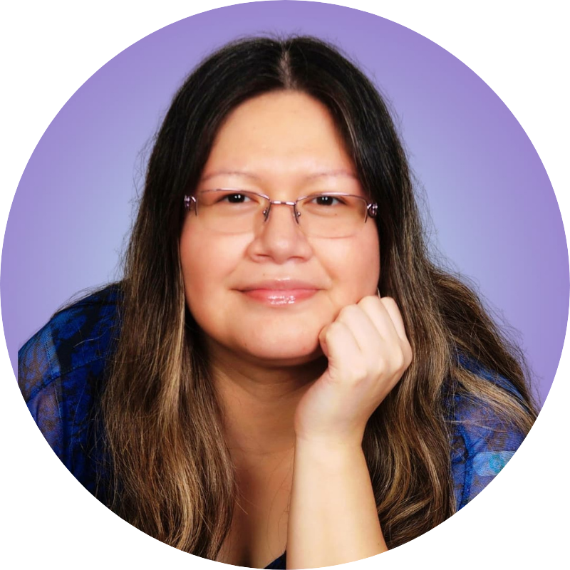 Jessica Ruiz with one hand to her chin